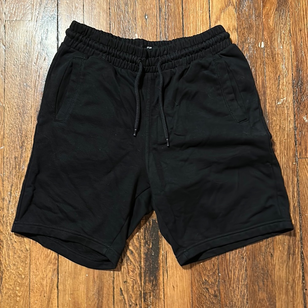 H&M Plain Shorts - Medium, Black
